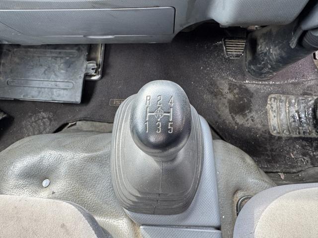 エルフトラック アルミブロック 標準ロング 4,360×1,800 ロープ穴5対 走行33千km フルメッキ 積載2t F5 5速 マニュアル アルミアオリ 平ボデー 平ボディー アルミ平 アルミB ETC1.0 アイドリングストップ(26枚目)