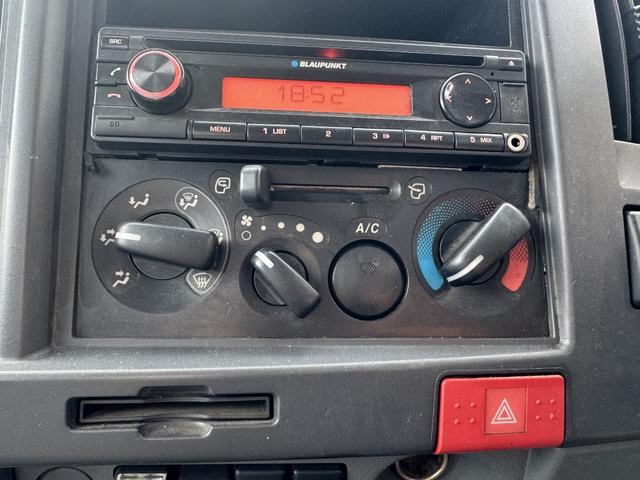 エルフトラック アルミブロック 標準ロング 4,360×1,800 ロープ穴5対 走行33千km フルメッキ 積載2t F5 5速 マニュアル アルミアオリ 平ボデー 平ボディー アルミ平 アルミB ETC1.0 アイドリングストップ(30枚目)