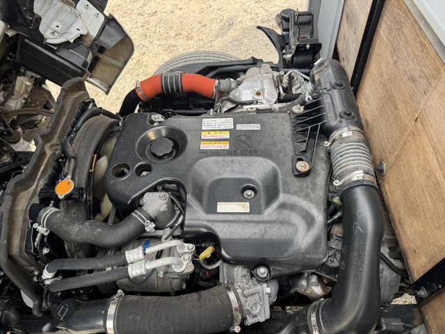 エルフトラック アルミブロック 標準ロング 4,360×1,800 ロープ穴5対 走行33千km フルメッキ 積載2t F5 5速 マニュアル アルミアオリ 平ボデー 平ボディー アルミ平 アルミB ETC1.0 アイドリングストップ(37枚目)