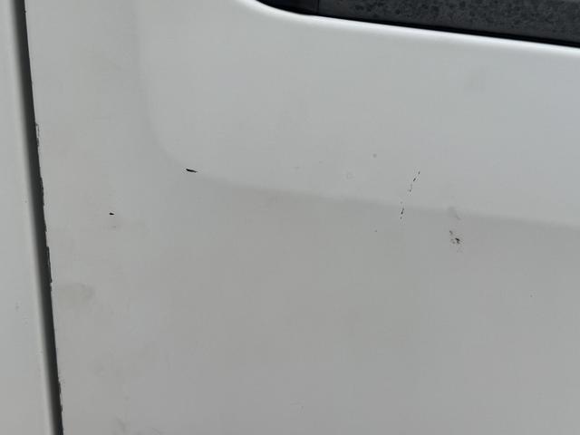 エルフトラック アルミブロック 標準ロング 4,360×1,800 ロープ穴5対 走行33千km フルメッキ 積載2t F5 5速 マニュアル アルミアオリ 平ボデー 平ボディー アルミ平 アルミB ETC1.0 アイドリングストップ(41枚目)