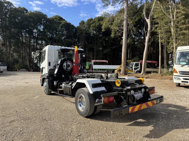 ヒノレンジャー フックロール ハイパースイング 極東開発 JM04-55 ツインホイスト キャブバックステップ 走行83千km フルメッキ 積載3.9t F6 6速 マニュアル 脱着装置付コンテナ専用車 アームロール ETC1.0(5枚目)