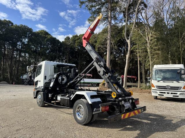 ヒノレンジャー フックロール ハイパースイング 極東開発 JM04-55 ツインホイスト キャブバックステップ 走行83千km フルメッキ 積載3.9t F6 6速 マニュアル 脱着装置付コンテナ専用車 アームロール ETC1.0(10枚目)