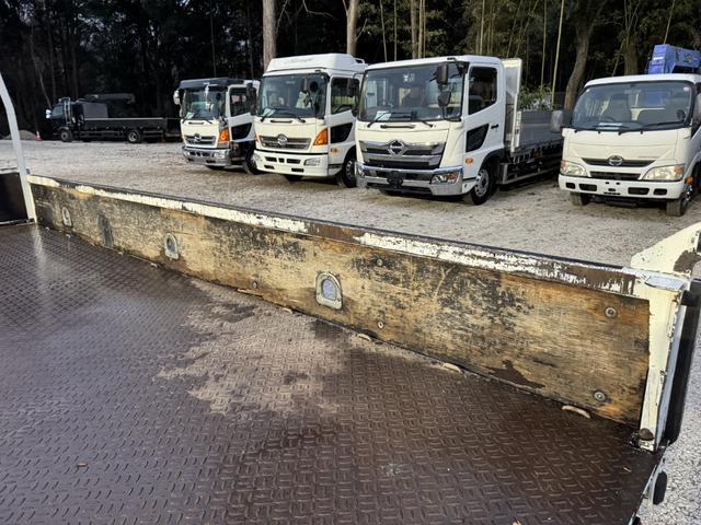 エルフトラック 2.6t吊4段クレーン 木平 ワイド超ロング パワーゲート タダノ ZE264HRU フックイン ラジコン 4,340×2,080 積載2.95t F6 6速 マニュアル ゲート付 パワーゲートラジコン 吊t数2.6t吊 4段ブーム 送信機 ETC1.0(14枚目)