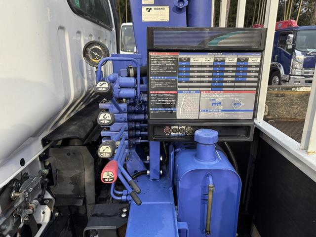 エルフトラック 2.6t吊4段クレーン 木平 ワイド超ロング パワーゲート タダノ ZE264HRU フックイン ラジコン 4,340×2,080 積載2.95t F6 6速 マニュアル ゲート付 パワーゲートラジコン 吊t数2.6t吊 4段ブーム 送信機 ETC1.0(22枚目)