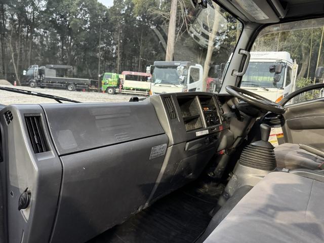 エルフトラック 2.6t吊4段クレーン 木平 ワイド超ロング パワーゲート タダノ ZE264HRU フックイン ラジコン 4,340×2,080 積載2.95t F6 6速 マニュアル ゲート付 パワーゲートラジコン 吊t数2.6t吊 4段ブーム 送信機 ETC1.0(44枚目)