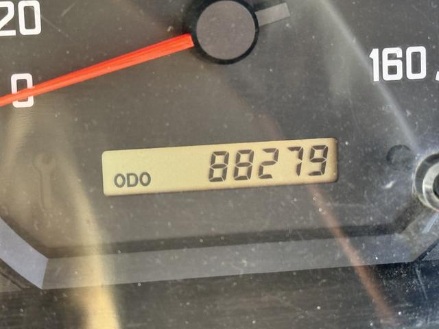 エルフトラック アルミバン ワイドロング パワーゲート 太陽ボデー 4,190×2,100×1,650 リア観音扉 ラッシング1段 新明和 ゲート付 積載2t F6 6速 マニュアル バックカメラ キーレス アイドリングストップ ドラレコ(30枚目)