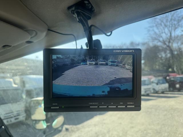 デュトロ プレスパッカー　ワイド　極東開発　ＧＢ８３－２７Ｈ－Ｓ　８．３立米　連続スイッチ　汚水タンク付　積載２．７５ｔ　Ｆ６　６速　マニュアル　塵芥車　プレス式　極東パッカー　ゴミ収集車　バックカメラ　アイドリングストップ（36枚目）