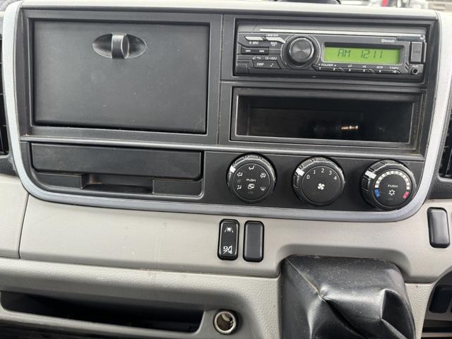 ＮＴ４５０アトラス 強化ダンプ　１０尺　フルスーパーロー　３ｔ４ナンバー　キャンターＯＥＭ　新明和　ＤＲ２－０１１０ＳＹ　走行３４千ｋｍ　積載３ｔ　Ｉ５　５速　マニュアル　新明和ダンプ　３ｔダンプ　車線逸脱警報装置　横滑り防止　衝突被害軽減ブレーキ（31枚目）