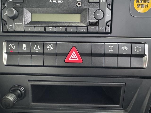 スーパーグレート 深ダンプ　２デフ　土砂禁　新明和　ＤＲ１２－０２ＳＣ　２１立米　６，５００×２，１６０×１，５００　オールステンレス　水密　積載１０．１ｔ　車検付　アルミホイール　シフトパイロット　２ペダル　大型ダンプ（39枚目）