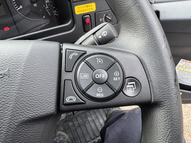 ファイター フックロール　極東開発　ＪＭ０４－５５－Ｄ　ツインホイスト　キャブバックステップ　ラジコン　車検付　積載３．４５ｔ　Ｆ６　６速　マニュアル　脱着装置付コンテナ専用車　コンテナ車　アームロール（28枚目）