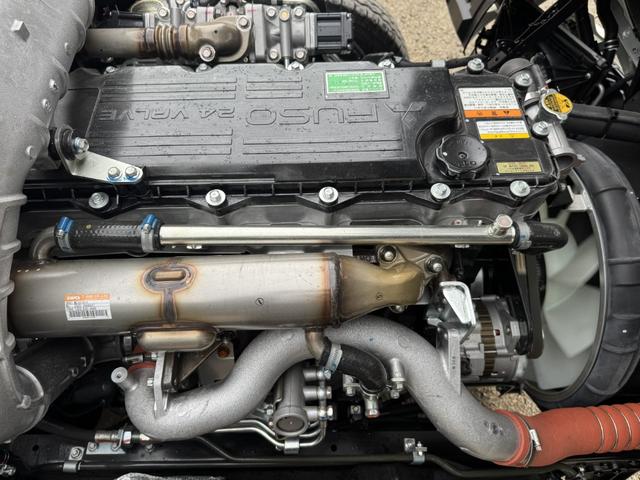 ファイター フックロール　極東開発　ＪＭ０４－５５－Ｄ　ツインホイスト　キャブバックステップ　ラジコン　車検付　積載３．４５ｔ　Ｆ６　６速　マニュアル　脱着装置付コンテナ専用車　コンテナ車　アームロール（40枚目）