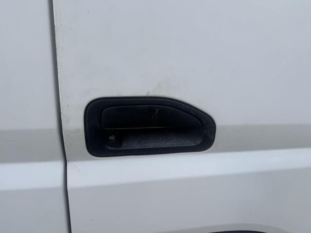 キャンター ２台積キャリアカー　赤城車体　ＳＩＦ－８３Ｍ　ウインチ　ラジコン　油圧ゲート　積載３．６ｔ　シフト：デュオニック　２ペダル　セミオートマ　車輛運搬車　車載車　ＥＴＣ１．０（47枚目）