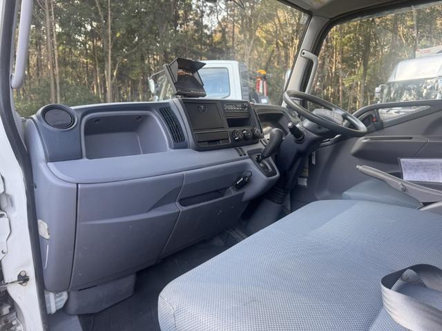 キャンター バキュームカー　モリタエコノス　ＶＢＲ４３０　積載物：糞尿　積載容量３０００Ｌ　ホースリール　吸排水ホース　脱臭器　積載３ｔ　シフト：デュオニック　２ペダル　セミオートマ　糞尿車　バックカメラ　ドラレコ（35枚目）