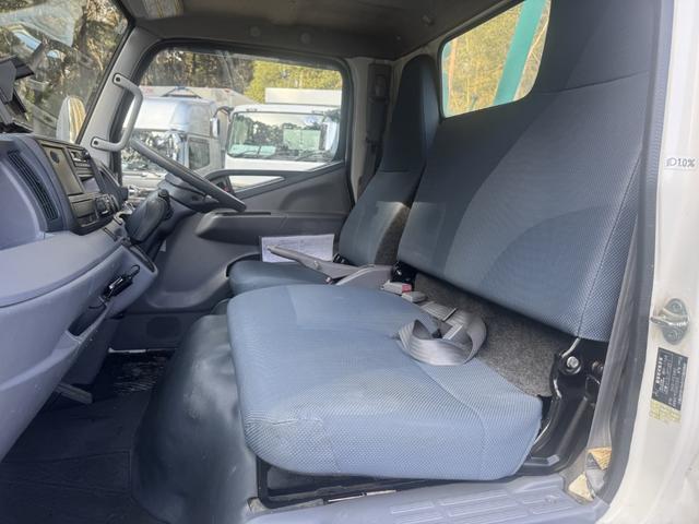 キャンター バキュームカー　モリタエコノス　ＶＢＲ４３０　積載物：糞尿　積載容量３０００Ｌ　ホースリール　吸排水ホース　脱臭器　積載３ｔ　シフト：デュオニック　２ペダル　セミオートマ　糞尿車　バックカメラ　ドラレコ（36枚目）