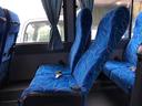 ４１人乗りバス　デラックス　総輪エアサス　自動ドア　モケットリクライニングシート　トランクルーム　左右上棚　網ポケット　ドリンクホルダー　バックカメラ　シフト：プロシフト（18枚目）