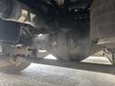 セルフローダー　重機運搬車　４軸低床　エアサス　ツカサボデー　ウインチ付　ラジコン　自動歩み　９，５００×２，３８０　積載１３．３ｔ　車検付　アルミホイール　リターダ　Ｆ７　７速　マニュアル（24枚目）