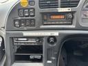 セルフローダー　重機運搬車　４軸低床　エアサス　ツカサボデー　ウインチ付　ラジコン　自動歩み　９，５００×２，３８０　積載１３．３ｔ　車検付　アルミホイール　リターダ　Ｆ７　７速　マニュアル（33枚目）