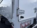 アルミウイング　４軸低床　エアサス　ハイルーフ　日本フルハーフ　９，６２０×２，４００×２，６３０　積載１３．７ｔ　アルミホイール　シフト：エスコット　２ペダル　セミオートマ　大型ウイング　バックカメラ　ＬＤＷＳ　トラフィックアイブレーキ（58枚目）