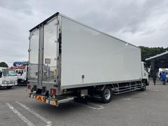 ※総額については千葉ナンバー登録での費用を算出しています※店頭でのお渡し価格となります。※抹消車両は、登録時最大積載量が減トンされる可能性が御座います。 4