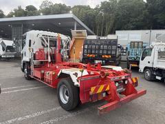 初回お問い合わせからご納車まで、わかりやすくスムーズなお取引を心がけております。中古トラックの購入がはじめての方も、どうぞお気軽にお問い合わせください。 5