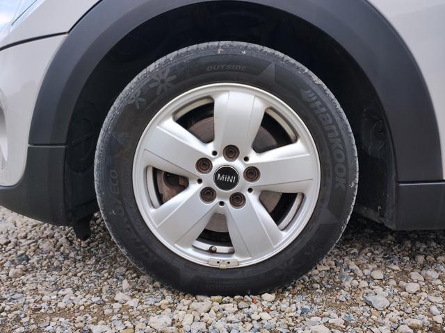ＭＩＮＩ クーパー　クーパー　５人乗り　純正ナビ　ＥＴＣ　純正アルミ　ブラックルーフ　Ｂｌｕｅｔｏｏｔｈ　コンフォートアクセス　ＬＥＤヘッドライト　ＬＥＤフォグライト　オートライト　実走行１７０００ｋｍ　半年保証付（24枚目）