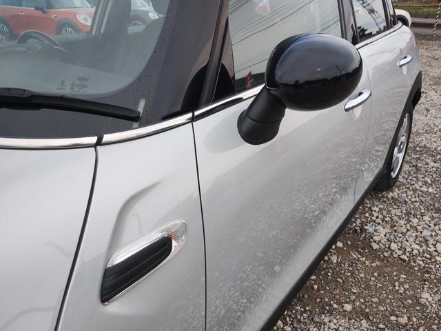 ＭＩＮＩ クーパー　クーパー　５人乗り　純正ナビ　ＥＴＣ　純正アルミ　ブラックルーフ　Ｂｌｕｅｔｏｏｔｈ　コンフォートアクセス　ＬＥＤヘッドライト　ＬＥＤフォグライト　オートライト　実走行１７０００ｋｍ　半年保証付（27枚目）