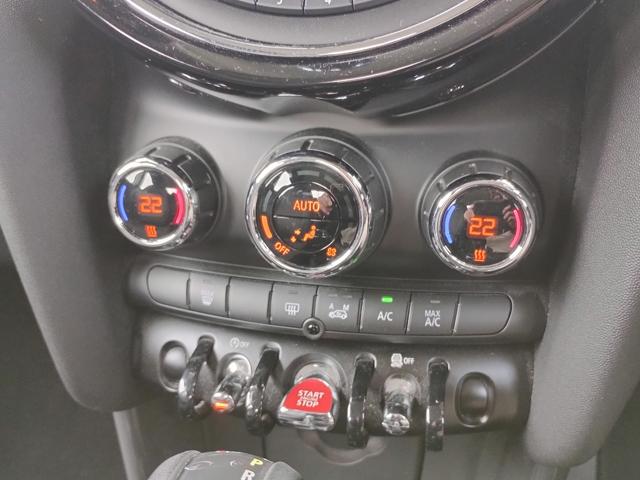 ＭＩＮＩ クーパー　クーパー　５人乗り　純正ナビ　ＥＴＣ　純正アルミ　ブラックルーフ　Ｂｌｕｅｔｏｏｔｈ　コンフォートアクセス　ＬＥＤヘッドライト　ＬＥＤフォグライト　オートライト　実走行１７０００ｋｍ　半年保証付（35枚目）