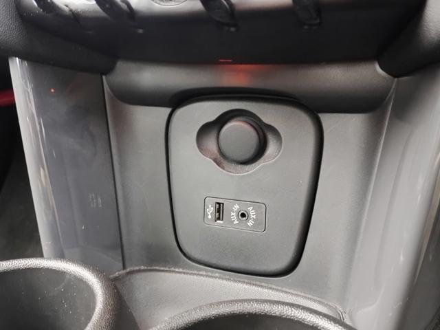 ＭＩＮＩ クーパー　クーパー　５人乗り　純正ナビ　ＥＴＣ　純正アルミ　ブラックルーフ　Ｂｌｕｅｔｏｏｔｈ　コンフォートアクセス　ＬＥＤヘッドライト　ＬＥＤフォグライト　オートライト　実走行１７０００ｋｍ　半年保証付（36枚目）