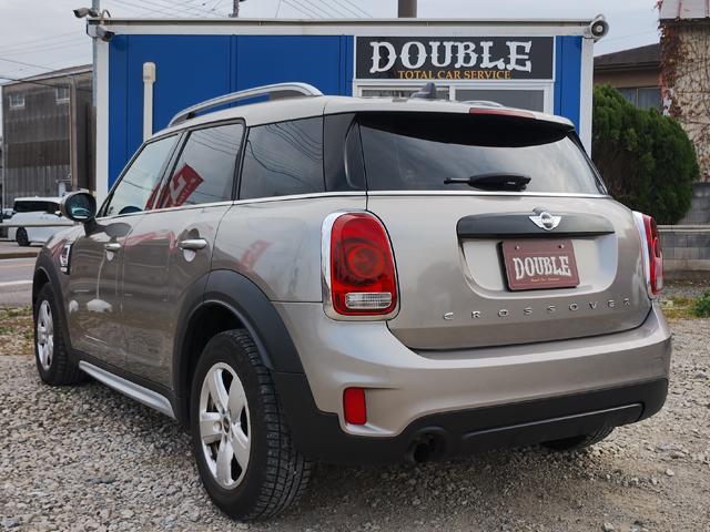 ＭＩＮＩ クロスオーバー　バッキンガム　Ｂｌｕｅｔｏｏｔｈ　オートクルーズ　オートライト　ＬＥＤヘッド＆ＬＥＤフォグライト　純正ＨＤＤナビ　ＥＴＣ　ルーフレール　コンフォートアクセス　純正１６インチアルミ　ドライビングＰＫＧ　半年保証付（7枚目）