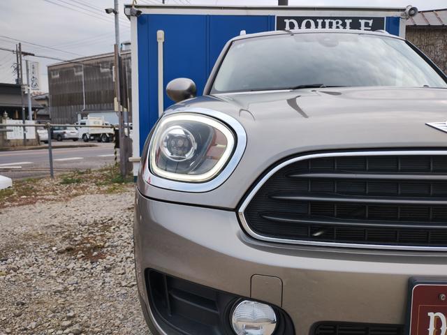 ＭＩＮＩ クロスオーバー　バッキンガム　Ｂｌｕｅｔｏｏｔｈ　オートクルーズ　オートライト　ＬＥＤヘッド＆ＬＥＤフォグライト　純正ＨＤＤナビ　ＥＴＣ　ルーフレール　コンフォートアクセス　純正１６インチアルミ　ドライビングＰＫＧ　半年保証付（11枚目）