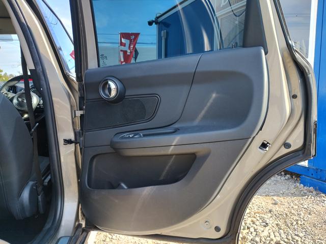 ＭＩＮＩ クロスオーバー　バッキンガム　Ｂｌｕｅｔｏｏｔｈ　オートクルーズ　オートライト　ＬＥＤヘッド＆ＬＥＤフォグライト　純正ＨＤＤナビ　ＥＴＣ　ルーフレール　コンフォートアクセス　純正１６インチアルミ　ドライビングＰＫＧ　半年保証付（60枚目）