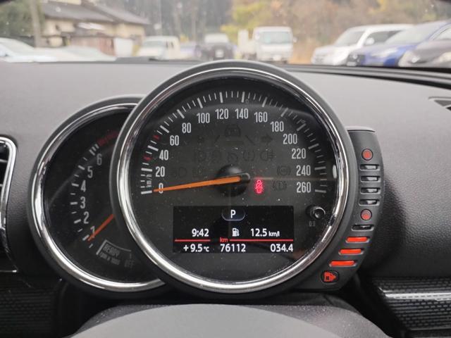 ＭＩＮＩ クーパーＳ　クラブマン　クラブマン　クーパーＳ　純正ナビ　バックカメラ　ＥＴＣ　ＬＥＤヘッド＆フォグライト　コンフォートアクセス　バックソナー　純正１７インチアルミ　ブラックルーフ　ＵＳＢ　Ｂｌｕｅｔｏｏｔｈ　半年保証付（31枚目）