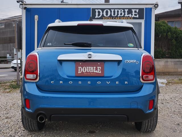 ＭＩＮＩ クーパーＤ　クロスオーバー　クーパーＤ　純正ナビ　バックカメラ　ＥＴＣ　オートクルーズ　クリアランスソナー　コンフォートアクセス　Ｂｌｕｅｔｏｏｔｈ　純正１７インチアルミ　スモークフィルム　ルーフレール　半年保証付（7枚目）
