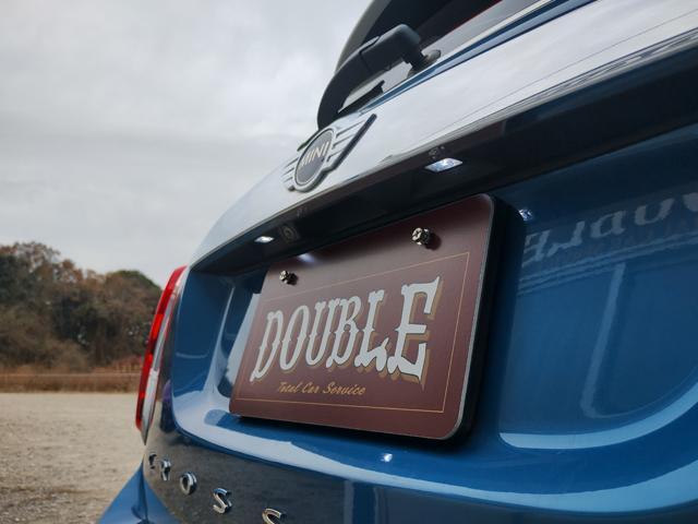 ＭＩＮＩ クーパーＤ　クロスオーバー　クーパーＤ　純正ナビ　バックカメラ　ＥＴＣ　オートクルーズ　クリアランスソナー　コンフォートアクセス　Ｂｌｕｅｔｏｏｔｈ　純正１７インチアルミ　スモークフィルム　ルーフレール　半年保証付（30枚目）
