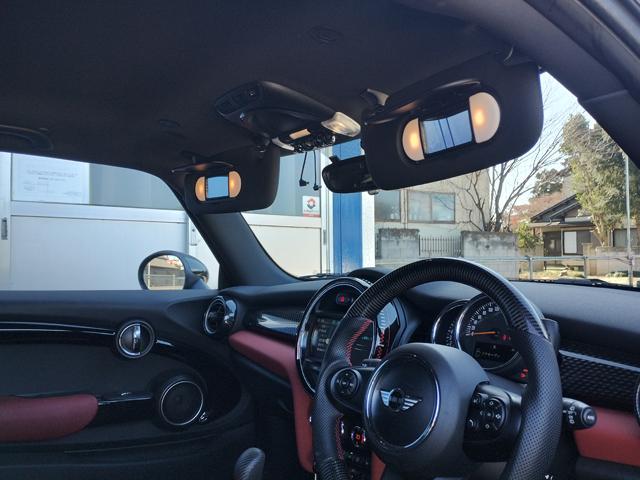 ＭＩＮＩ クーパーＳ　クーパーＳ　６速ＭＴ　ＪＣＷパッケージ　ＪＣＷマフラー　ＪＣＷチューニングキット　社外フロントリップ　純正ナビ　バックカメラ　ＥＴＣ　ローダウン　ＢＢＳ１７インチアルミ　スモークフィルム　半年保証付（53枚目）