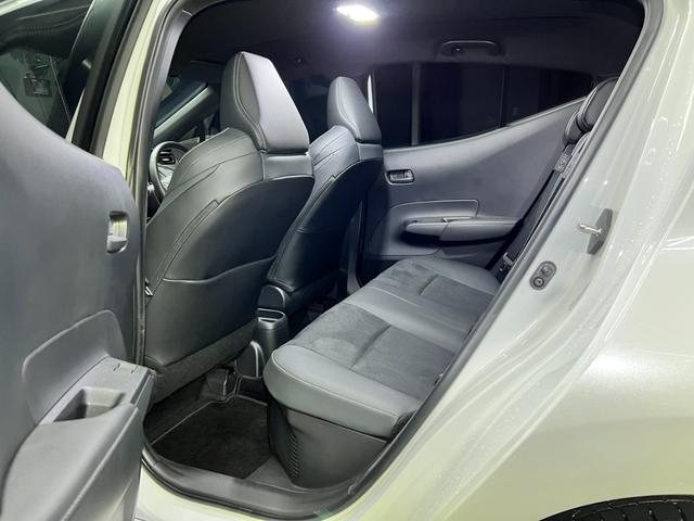 アクア GRスポーツ 純正ナビ・フルセグTV・バックカメラ・ETC2.0・ドライブレコーダー・前席シートヒーター・スペアキー・ユーザー買取・ワンオーナー(10枚目)