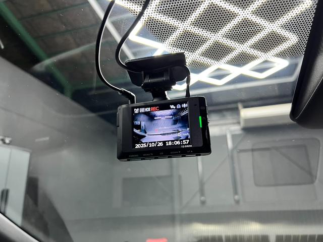 アクア GRスポーツ 純正ナビ・フルセグTV・バックカメラ・ETC2.0・ドライブレコーダー・前席シートヒーター・スペアキー・ユーザー買取・ワンオーナー(20枚目)