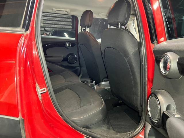 ＭＩＮＩ クーパー　純正ナビ・バックカメラ・フルセグＴＶ・Ｂｌｕｅｔｏｏｔｈ・ＥＴＣ・スペアキー・ユーザー買取（6枚目）