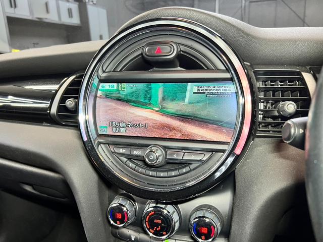 ＭＩＮＩ クーパー　純正ナビ・バックカメラ・フルセグＴＶ・Ｂｌｕｅｔｏｏｔｈ・ＥＴＣ・スペアキー・ユーザー買取（13枚目）