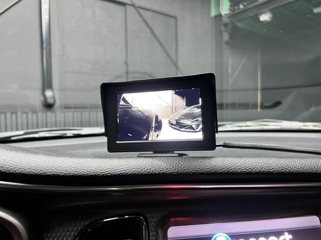 ダッジ・チャレンジャー ＳＲＴ　ヘルキャット　第三者鑑定書付き・リバティウォークボディキット＋２０インチＡＷ・構造変更済・サンルーフ・バック／サイドカメラ・車高調・レッドキー／ブラックキー１本・ウィンドウルーバー・ユーザー買取（9枚目）