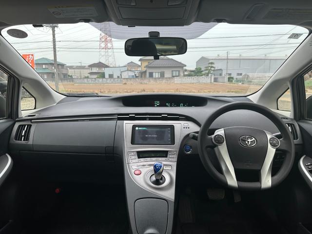 プリウス Ｓツーリングセレクション　１年保証付／純正ツーリングアルミ／Ｂｌｕｅｔｏｏｔｈオーディオ／バックモニター／ＥＴＣ／ＴＶ視聴／トヨタ純正ナビ／盗難防止システム／スマートキー／キーレス／ＬＥＤヘッドライト／（42枚目）