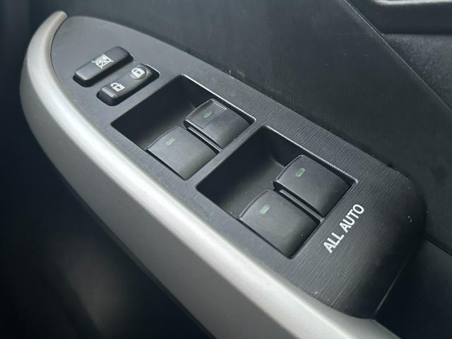 プリウス Ｓツーリングセレクション　１年保証付／アルパイン９インチナビ／フルセグテレビ／バックモニター／Ｂｌｕｅｔｏｏｔｈオーディオ／ＬＥＤヘッドライト／ビルトインＥＴＣ／スマートキー／盗難防止システム／衝突安全ボディ（26枚目）
