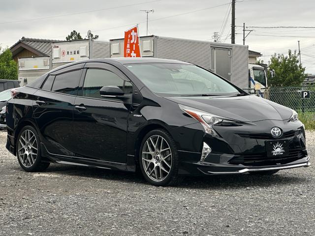 プリウス Ｓツーリングセレクション　１年保証付き／モデリスタ／レオニス１８インチＡＷ／シートヒーター／黒革／ＨＤМＩ入力／フルセグＴＶ／バックモニター／ＢＴ再生／ＬＥＤヘッドライト／オートライト／衝突安全ボディ／盗難防止システム／ＥＴＣ（8枚目）
