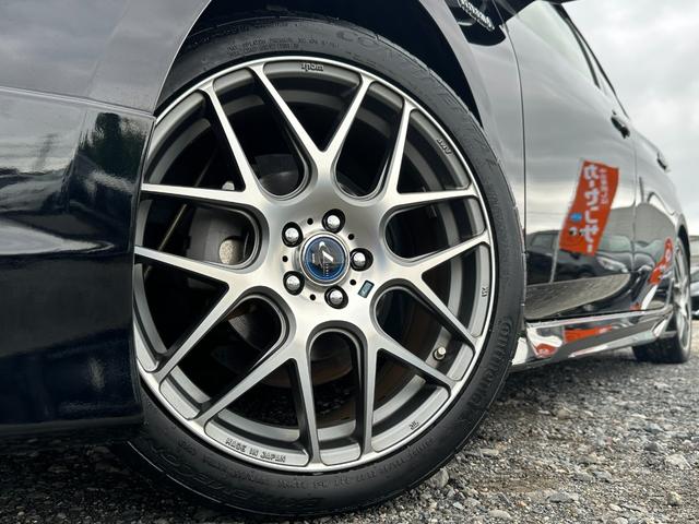 プリウス Ｓツーリングセレクション　１年保証付き／モデリスタ／レオニス１８インチＡＷ／シートヒーター／黒革／ＨＤМＩ入力／フルセグＴＶ／バックモニター／ＢＴ再生／ＬＥＤヘッドライト／オートライト／衝突安全ボディ／盗難防止システム／ＥＴＣ（17枚目）