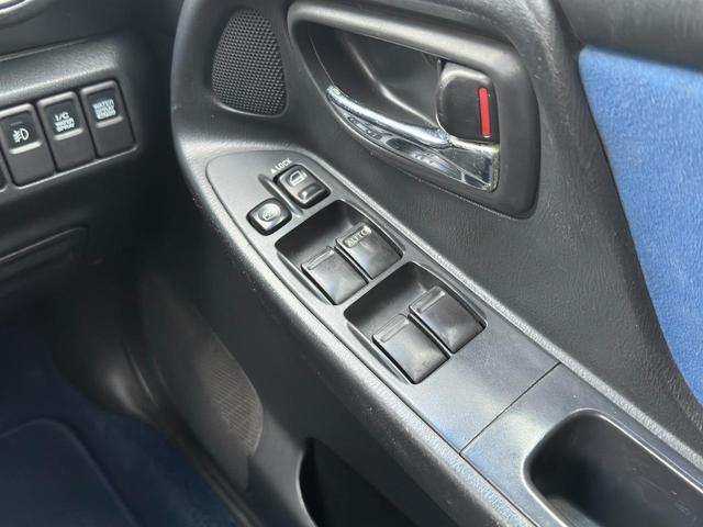 インプレッサ ＷＲＸ　ＳＴｉ　６速ＭＴ／車高調／社外ＡＷ純正ホイール有／ＨＫＳエアクリ／Ｄｅｆｉ追加メーター／ＢＬＩＴＺアルミラジエーター／ＢＬＩＴＺターボタイマー／ＮＡＲＤＩステアリング／ドラレコ／ナビ／バックカメラ／ＥＴＣ（33枚目）