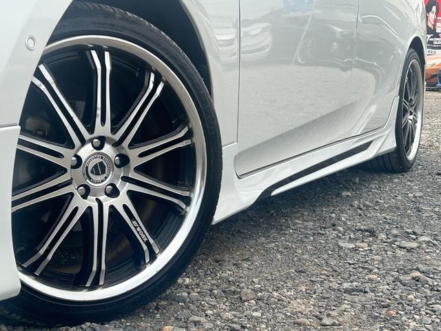 プリウス Ｓセーフティプラス　１年保証付／純正９インチナビ／モデリスタエアロ／ＷＯＲＫシュパード１８インチ／トヨタセーフティセンス／フルセグＴＶ／Ｂｌｕｅｔｏｏｔｈ再生／バックカメラ／走行中ＴＶキット／ビルトインＥＴＣ／禁煙車（15枚目）