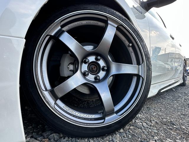 プリウス Ｓツーリングセレクション　１年保証付き／モデリスタエアロ／ＡＤＶＡＮ１８インチＡＷ／ヴァレンティテール／車高調／黒革シート／純正ナビ／フルセグＴＶ／バックカメラ／Ｂｌｕｅｔｏｏｔｈ再生／シートヒーター／ドラレコ／ＥＴＣ／禁煙車（17枚目）