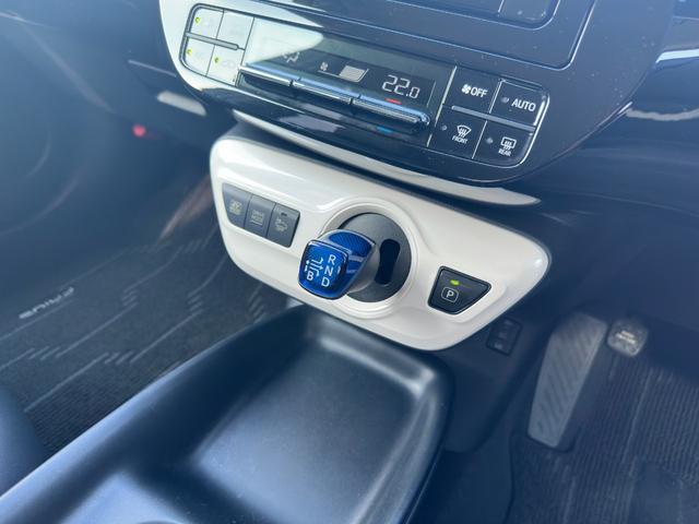 プリウス Ｓツーリングセレクション　１年保証付き／モデリスタエアロ／ＡＤＶＡＮ１８インチＡＷ／ヴァレンティテール／車高調／黒革シート／純正ナビ／フルセグＴＶ／バックカメラ／Ｂｌｕｅｔｏｏｔｈ再生／シートヒーター／ドラレコ／ＥＴＣ／禁煙車（33枚目）