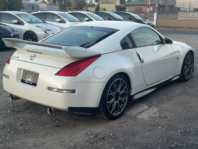 フェアレディＺ バージョンＳＴ　ＮＩＳＭＯエアロ／ＮＩＳＭＯリアウィング／ＴＥＩＮ車高調／ＨＫＳマフラー／インパル１９ＡＷ／ナビ／ＢＴ再生／フルセグＴＶ／ｂｒｅｎｂｏキャリパー／ＢＯＳＥ／ＶＯＲＴＥＸセキュリティ／ＥＴＣ／禁煙車（9枚目）