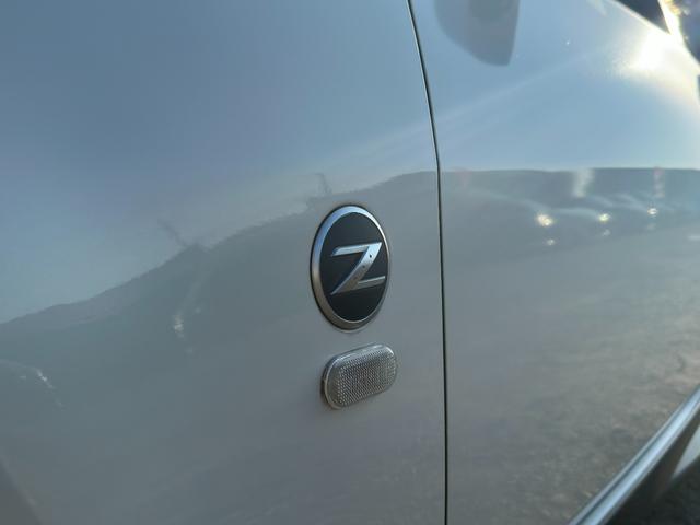 フェアレディＺ バージョンＳＴ　ＮＩＳＭＯエアロ／ＮＩＳＭＯリアウィング／ＴＥＩＮ車高調／ＨＫＳマフラー／インパル１９ＡＷ／ナビ／ＢＴ再生／フルセグＴＶ／ｂｒｅｎｂｏキャリパー／ＢＯＳＥ／ＶＯＲＴＥＸセキュリティ／ＥＴＣ／禁煙車（15枚目）